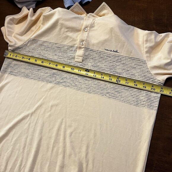 Travis Mathew Short Sleeve Salt Sand Polo Mens M Yellow Golf Outdoor Preppy Dad - Picture 14 of 14